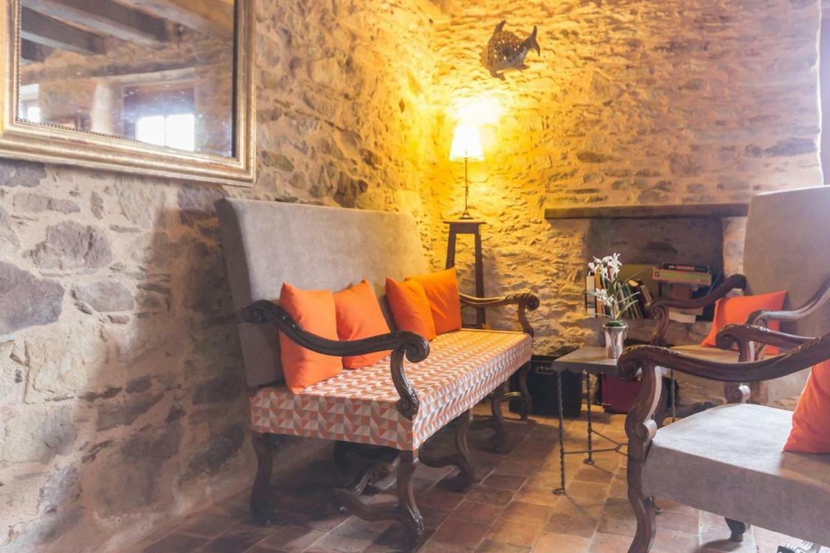 Topaze Sejour Chez Le Vigneron Monnieres  ภายนอก รูปภาพ